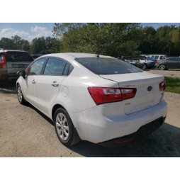 2015 KIA RIO LX