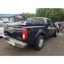 2015 NISSAN FRONTIER S
