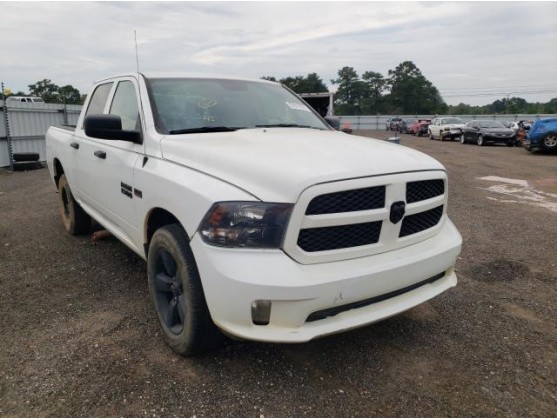2018 RAM 1500 ST