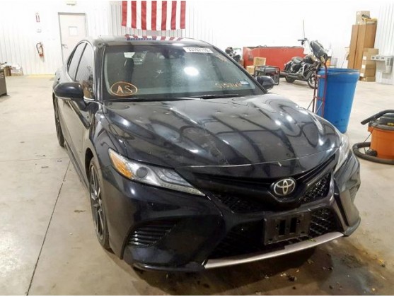 2018 TOYOTA CAMRY XSE