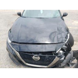 2019 NISSAN ALTIMA SR