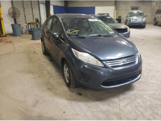 2011 FORD FIESTA SE