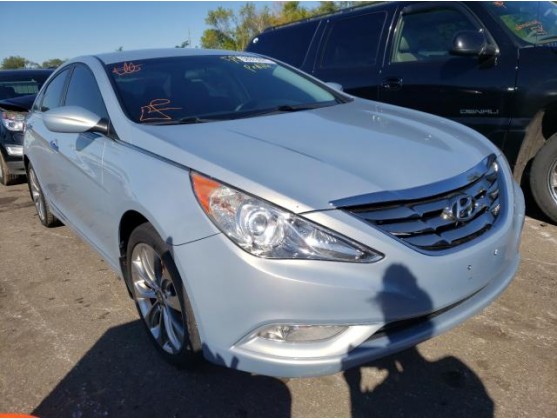 2011 HYUNDAI SONATA SE