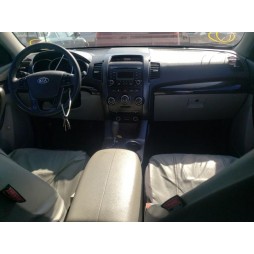 2011 KIA SORENTO BASE