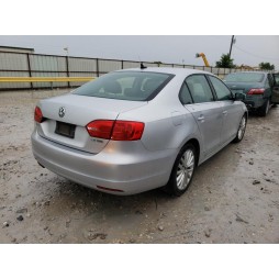 2011 VOLKSWAGEN JETTA SEL