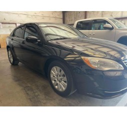2012 CHRYSLER 200 LX