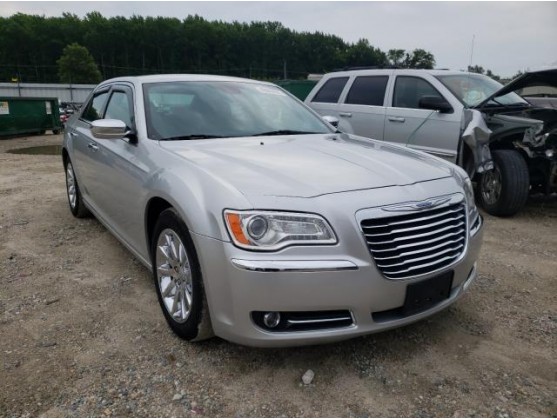 2012 CHRYSLER 300C