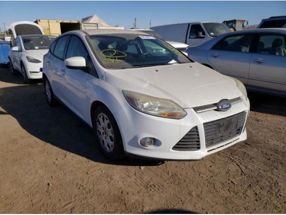 2012 FORD FOCUS SE