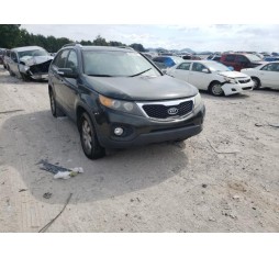 2012 KIA SORENTO BASE