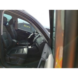 2012 VOLKSWAGEN TIGUAN S