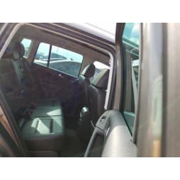 2012 VOLKSWAGEN TIGUAN S