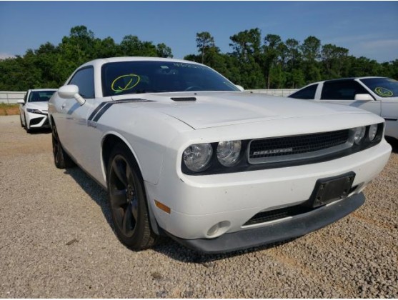 2014 DODGE CHALLENGER SXT
