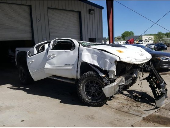 2014 GMC SIERRA K2500 SLT