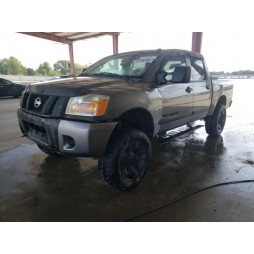 2014 NISSAN TITAN S