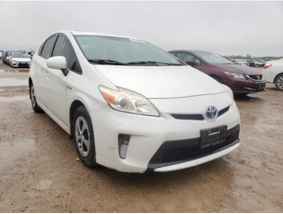 2014 TOYOTA PRIUS