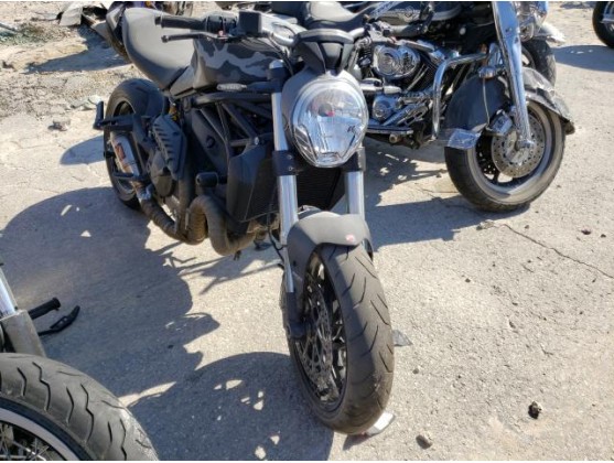 2015 DUCATI MONSTER 821