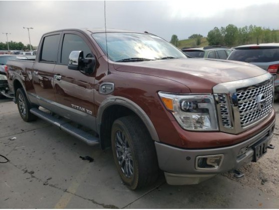 2017 NISSAN TITAN XD SL