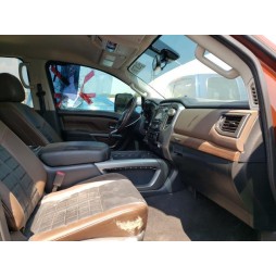 2017 NISSAN TITAN XD SL