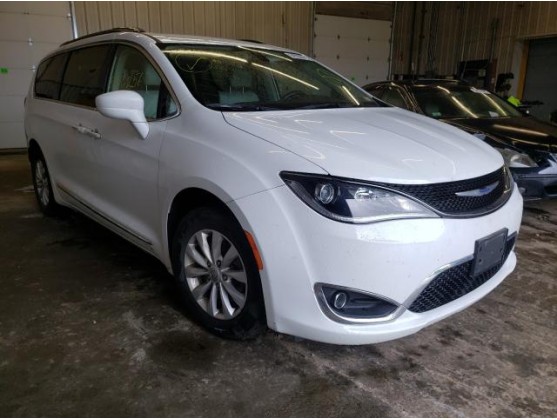 2019 CHRYSLER PACIFICA TOURING L