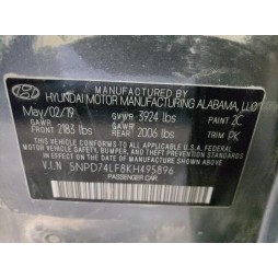 2019 HYUNDAI ELANTRA SE