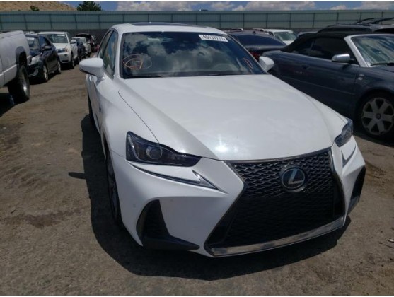 2019 LEXUS IS 300