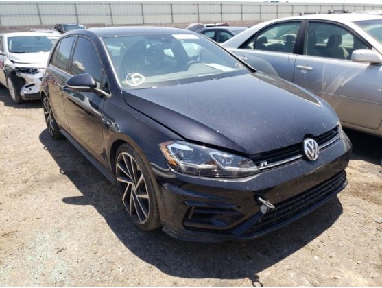 2019 VOLKSWAGEN GOLF R
