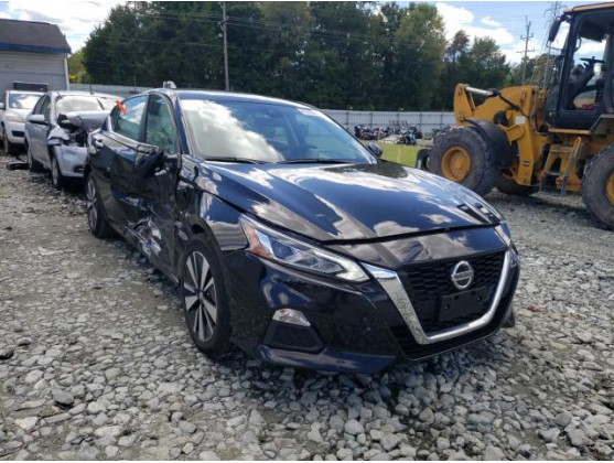 2021 NISSAN ALTIMA SV