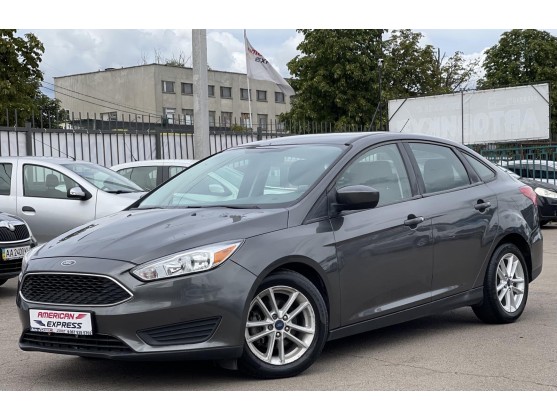 ford-focus-se