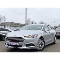 Ford Fusion plag-in hybrid energy 