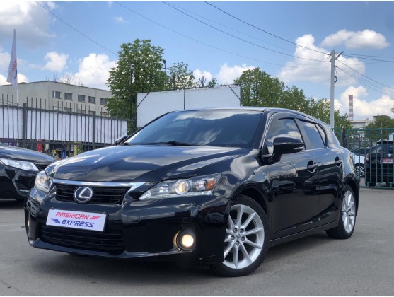Lexus CT 200h