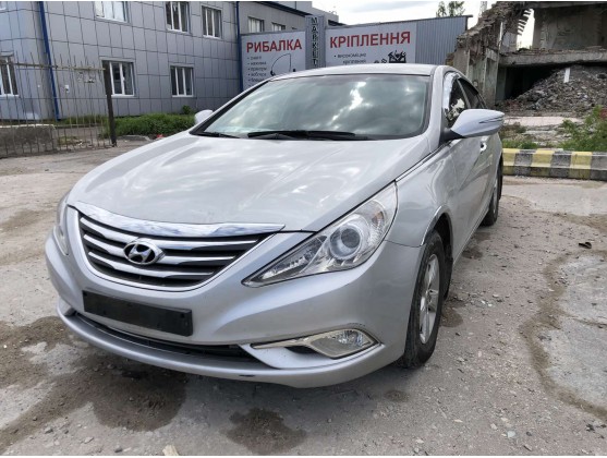 Hyundai Sonata Y